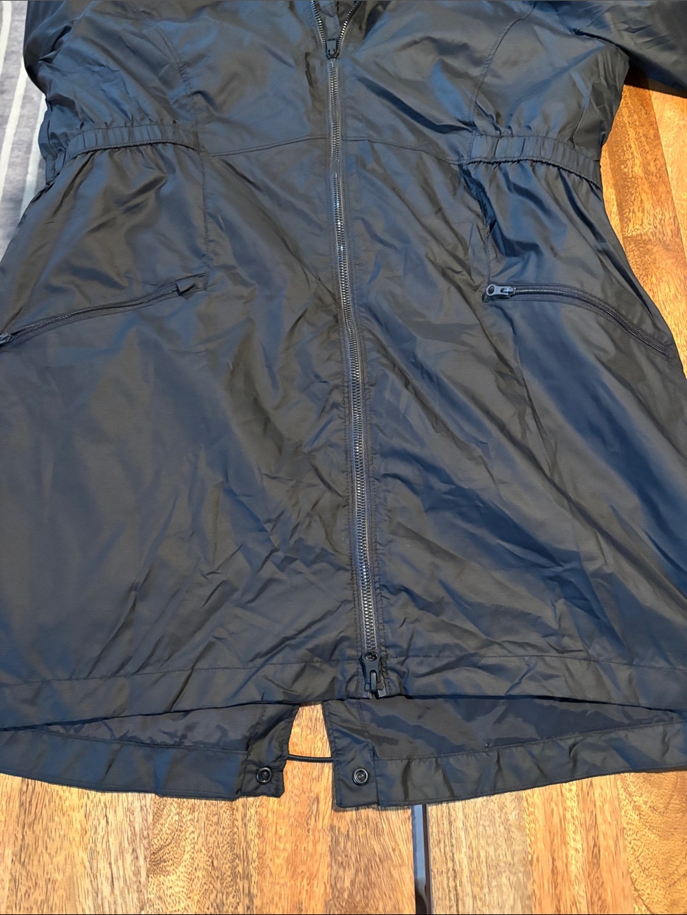 Classic Black Hooded Long Light Weight Wind/Raincoat Jacket - Picture 10 of 16